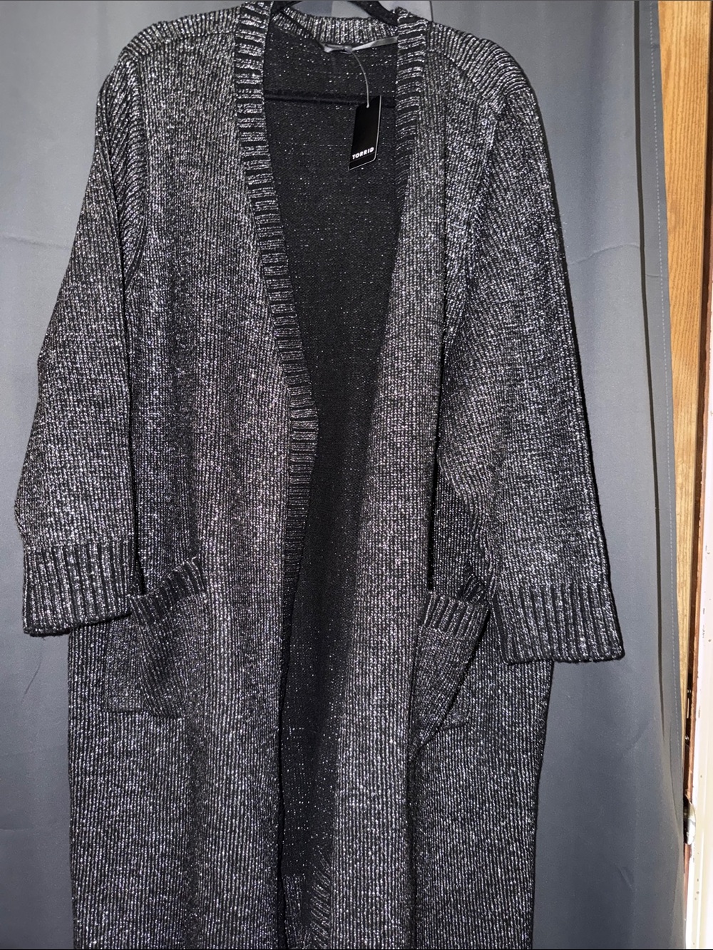 Torrid Balck Sparkle 4x Long Sweater Cardigan New - Picture 3 of 4